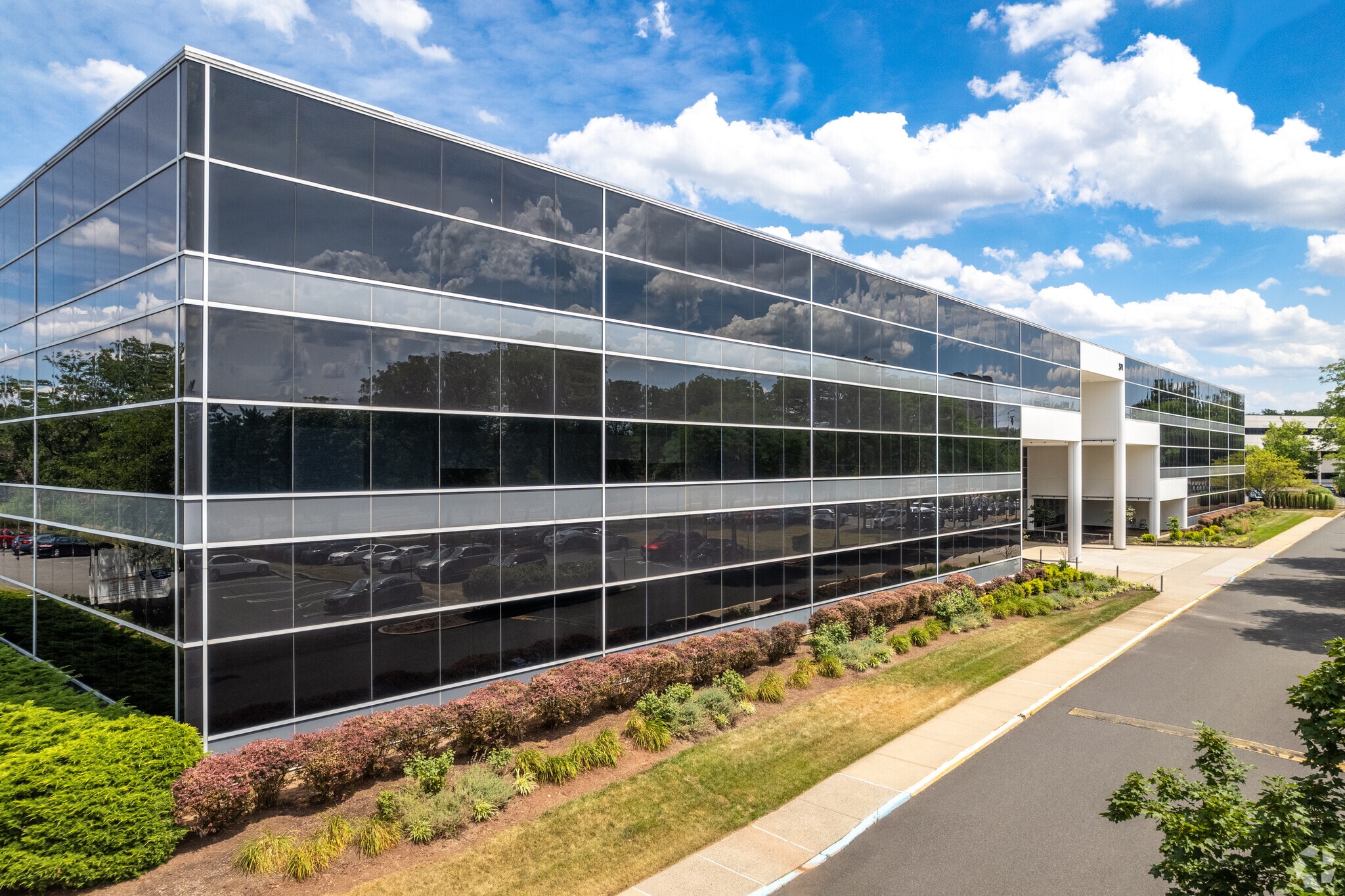 371 Hoes Ln, Piscataway, NJ for Sale