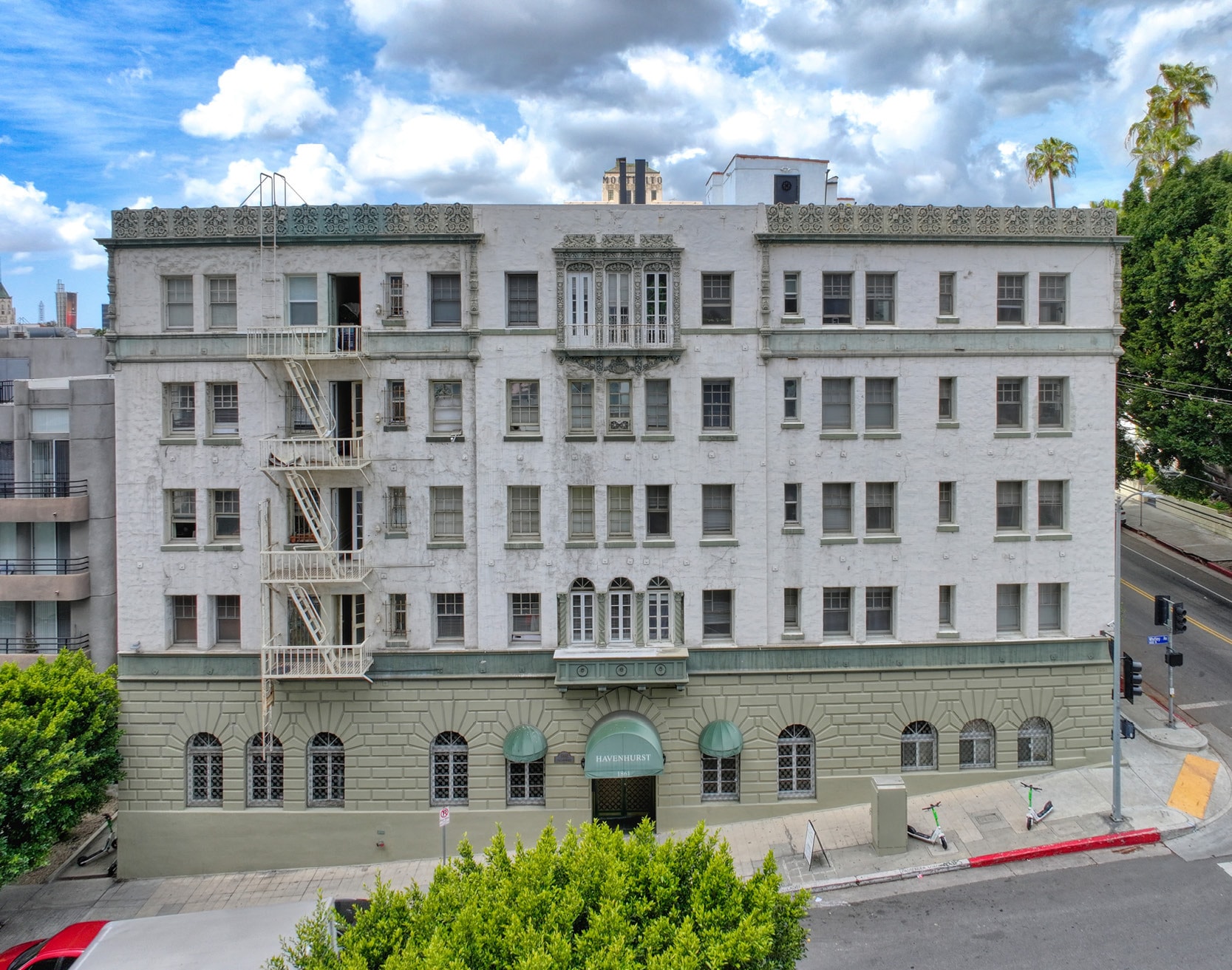 1861 Whitley Ave, Los Angeles, CA for Rent