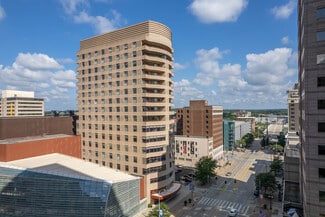 Dayton, OH Apartments - 109 N Main St