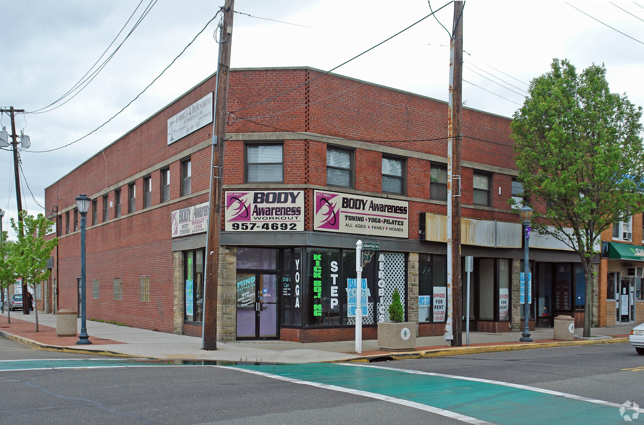 101-109 Wellwood Ave, Lindenhurst, NY for Rent