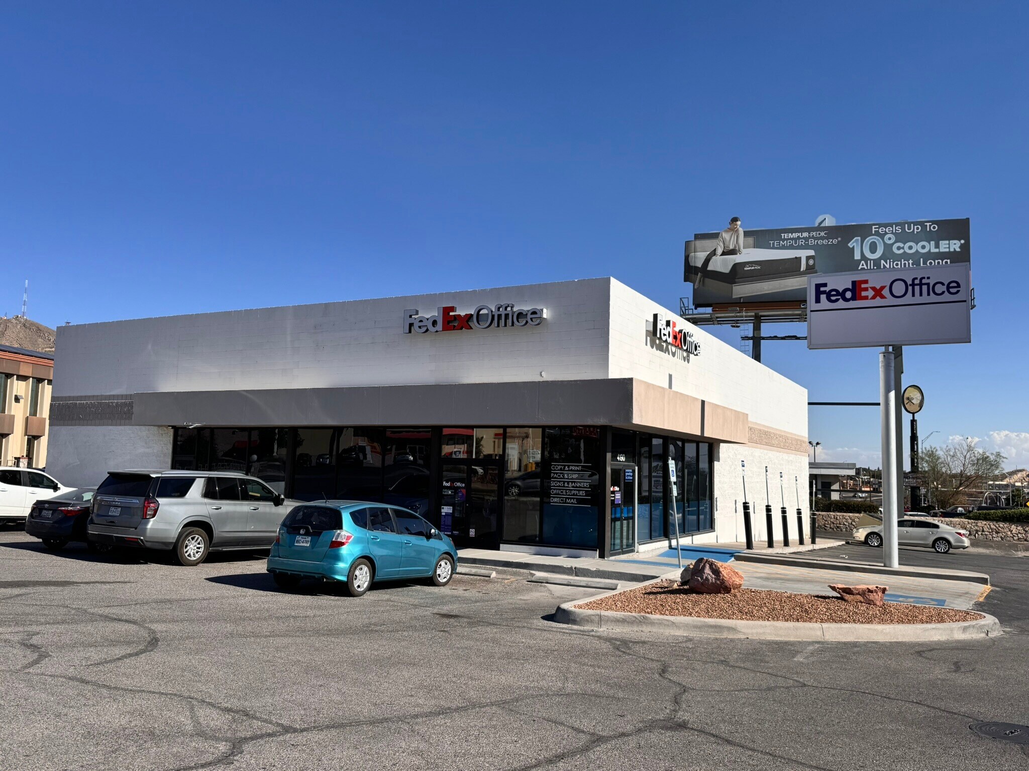 4190 N Mesa St, El Paso, TX for Rent