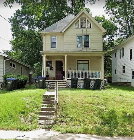 518 S Lucas St, Iowa City, IA for Sale