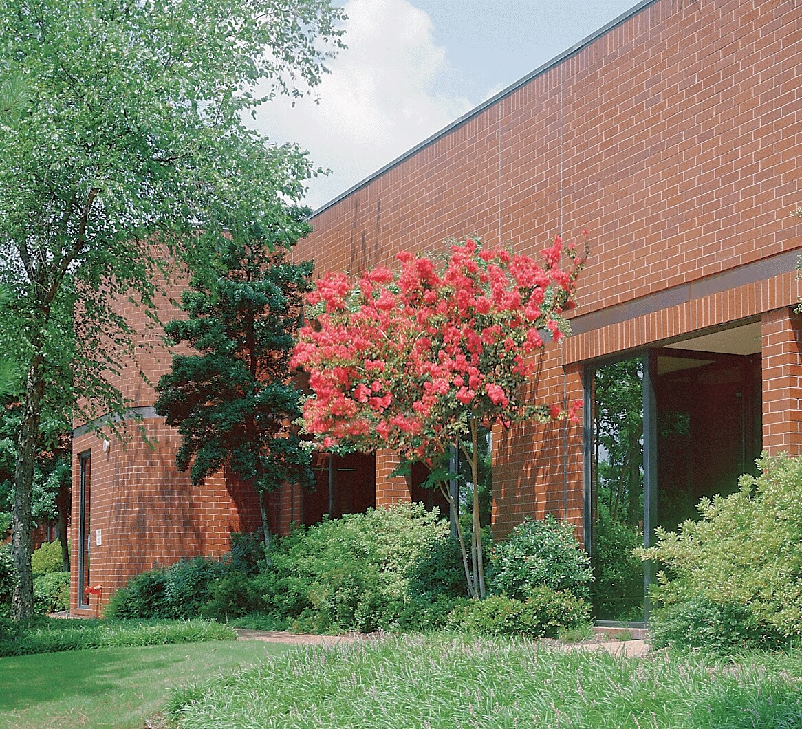 2829 Business Park Dr, Memphis, TN for Rent