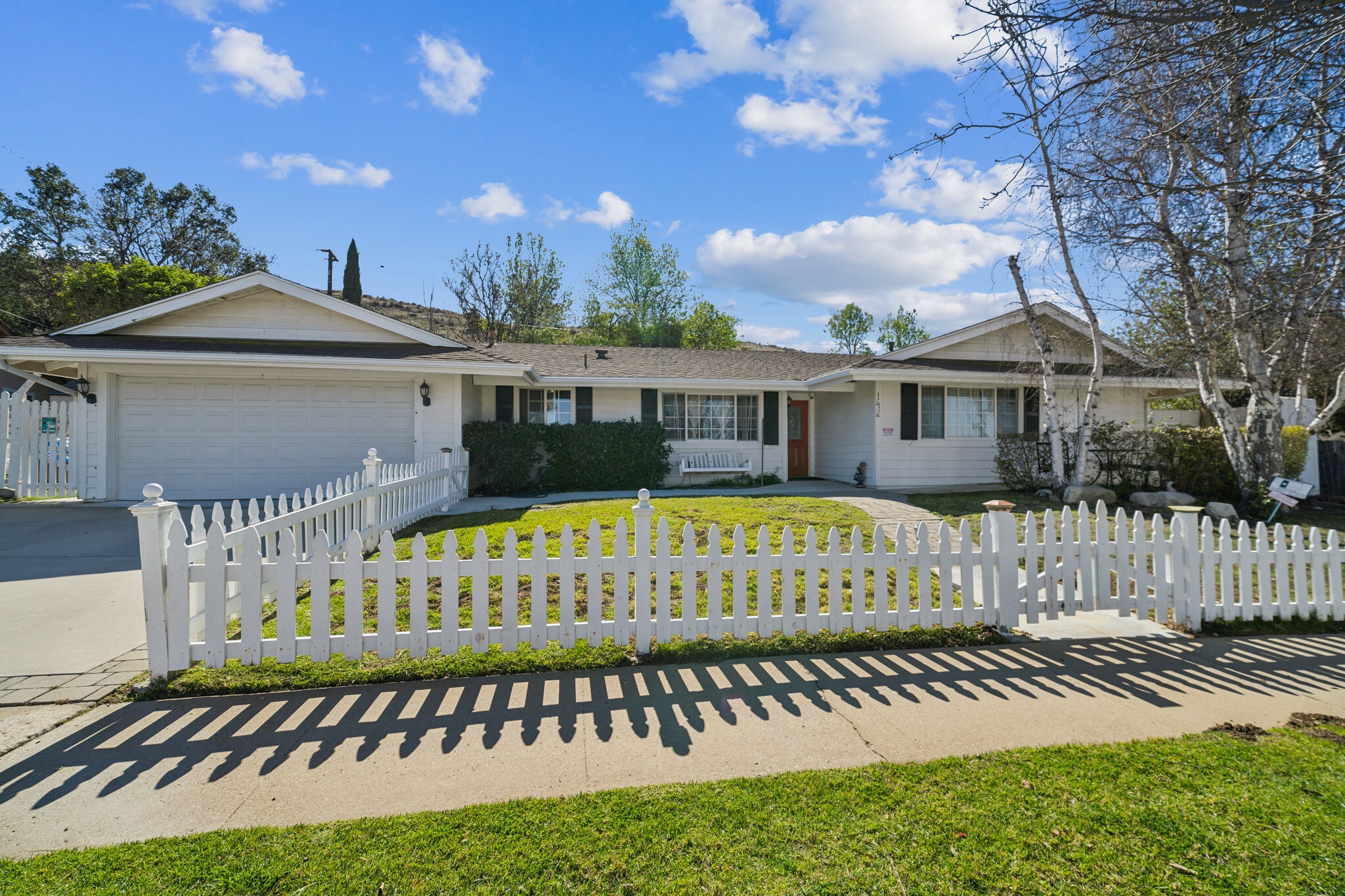 142 W Columbia Rd, Thousand Oaks, CA for Sale