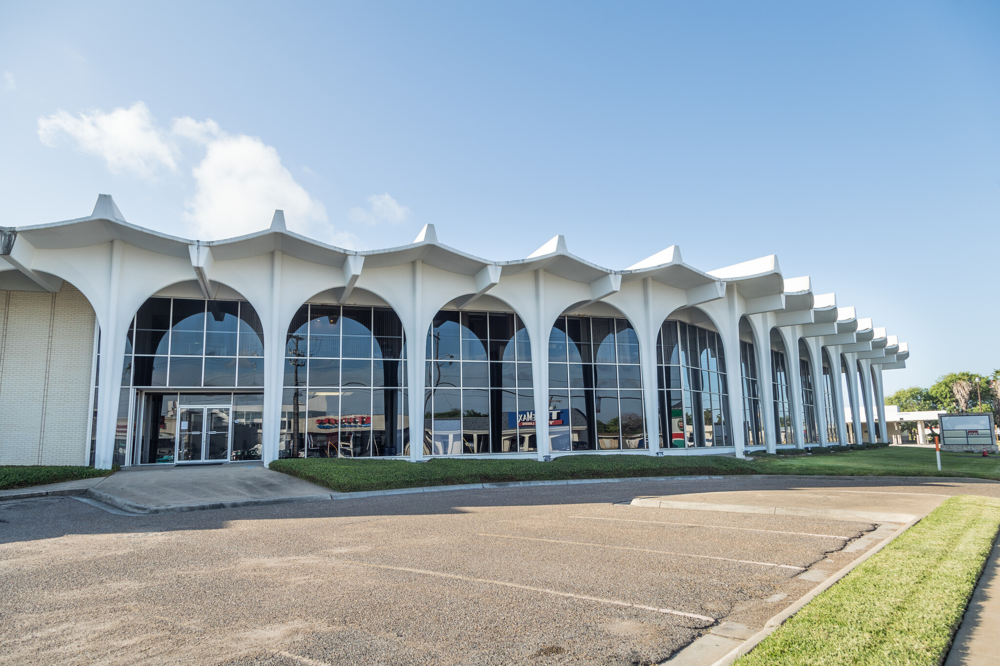 4215 S Staples St, Corpus Christi, TX for Rent