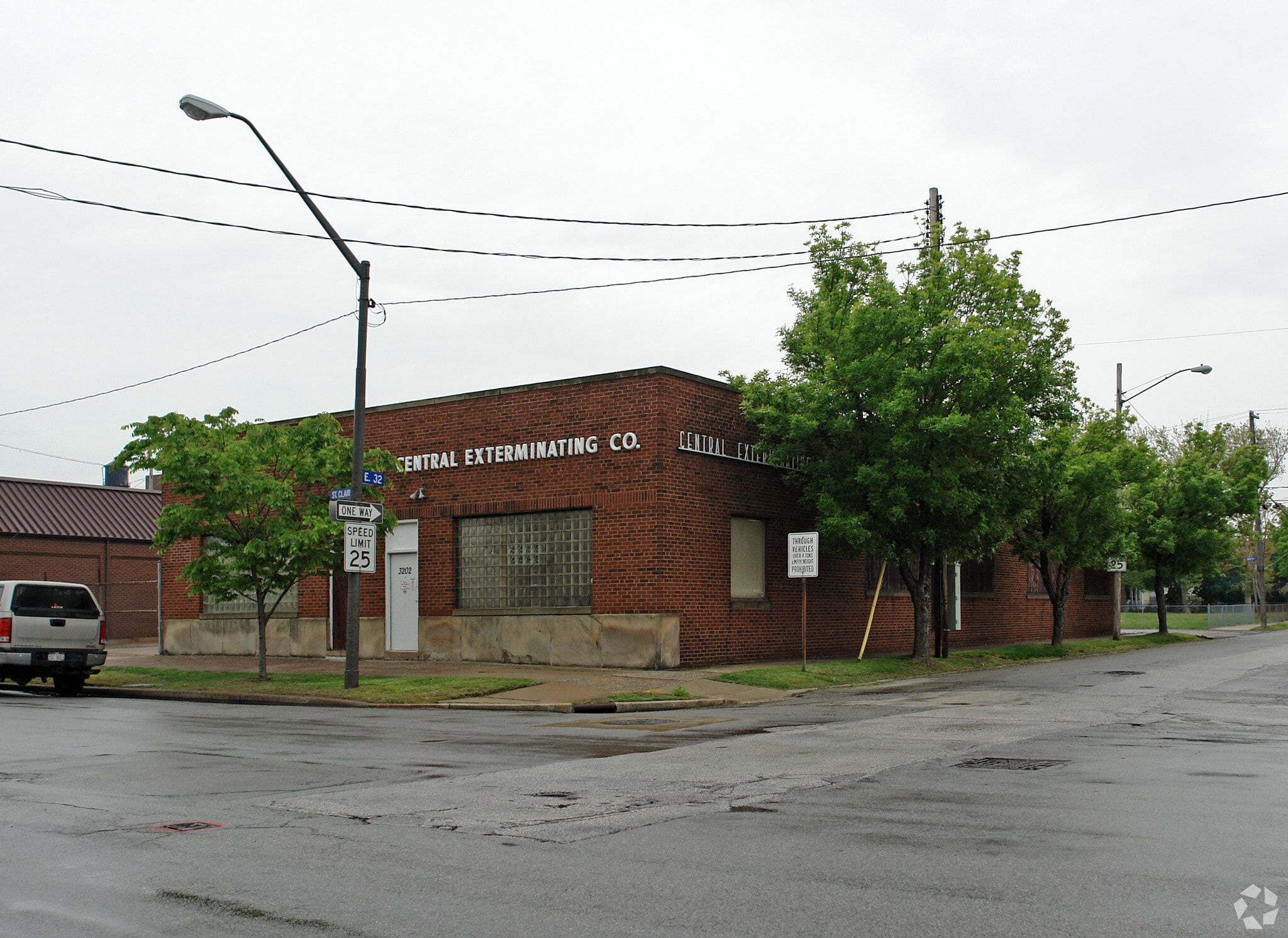 3202-3204 St Clair Ave, Cleveland, OH for Sale