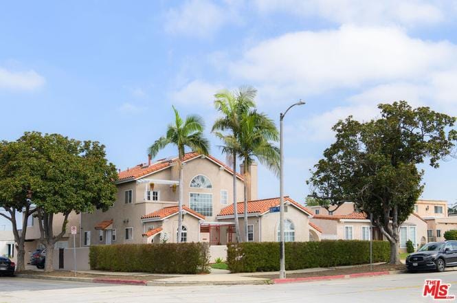 1659 W 83rd St, Los Angeles, CA for Sale