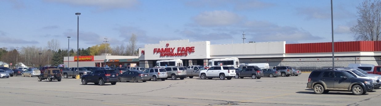 1204 N State St, Gladwin, MI for Rent