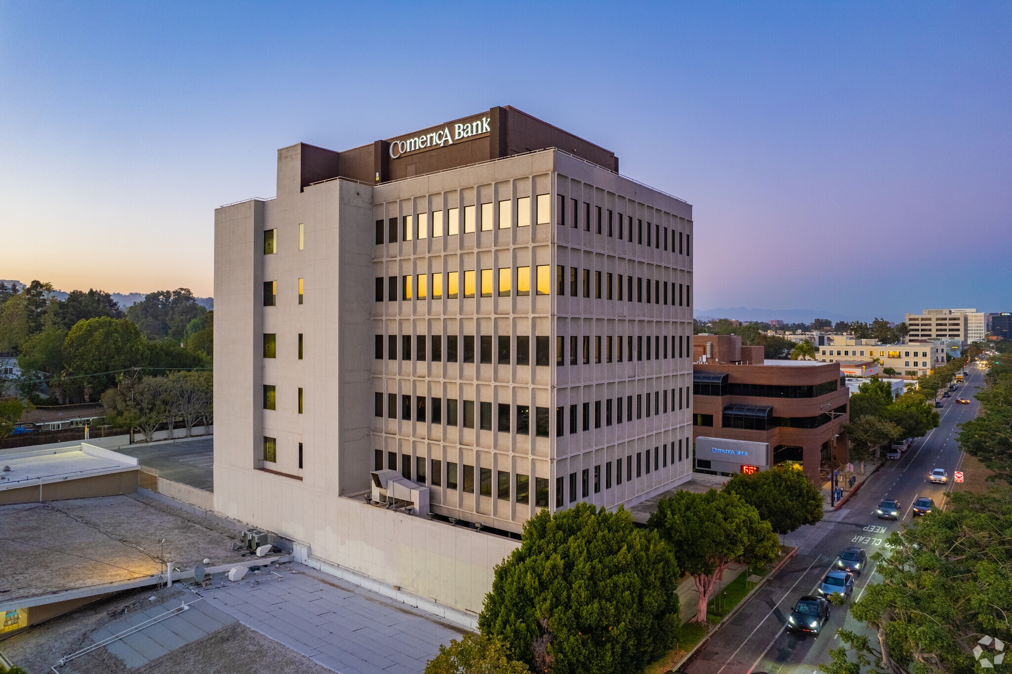 12011 San Vicente Blvd, Los Angeles, CA for Rent