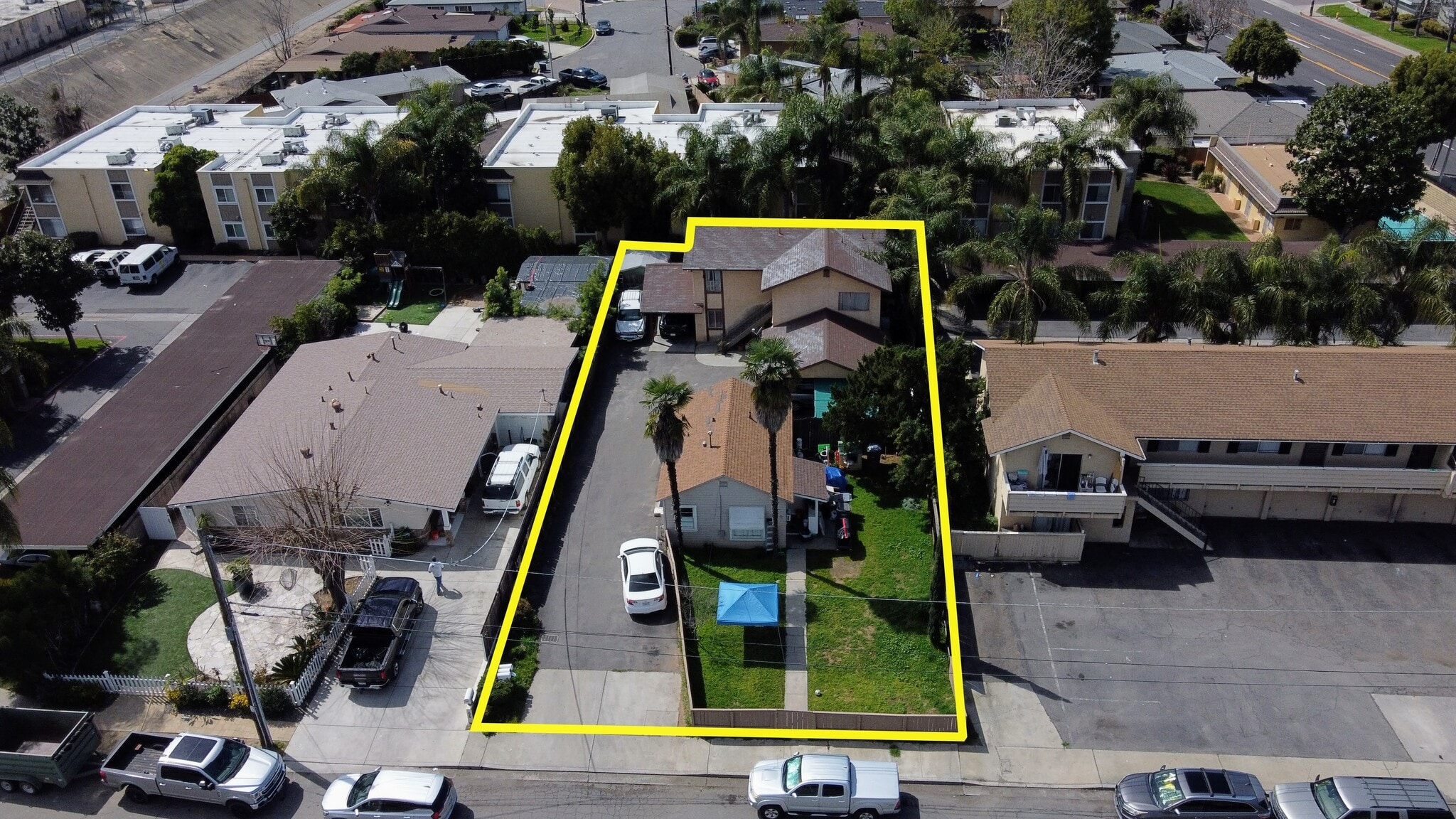 565 N Beech St, Escondido, CA for Sale