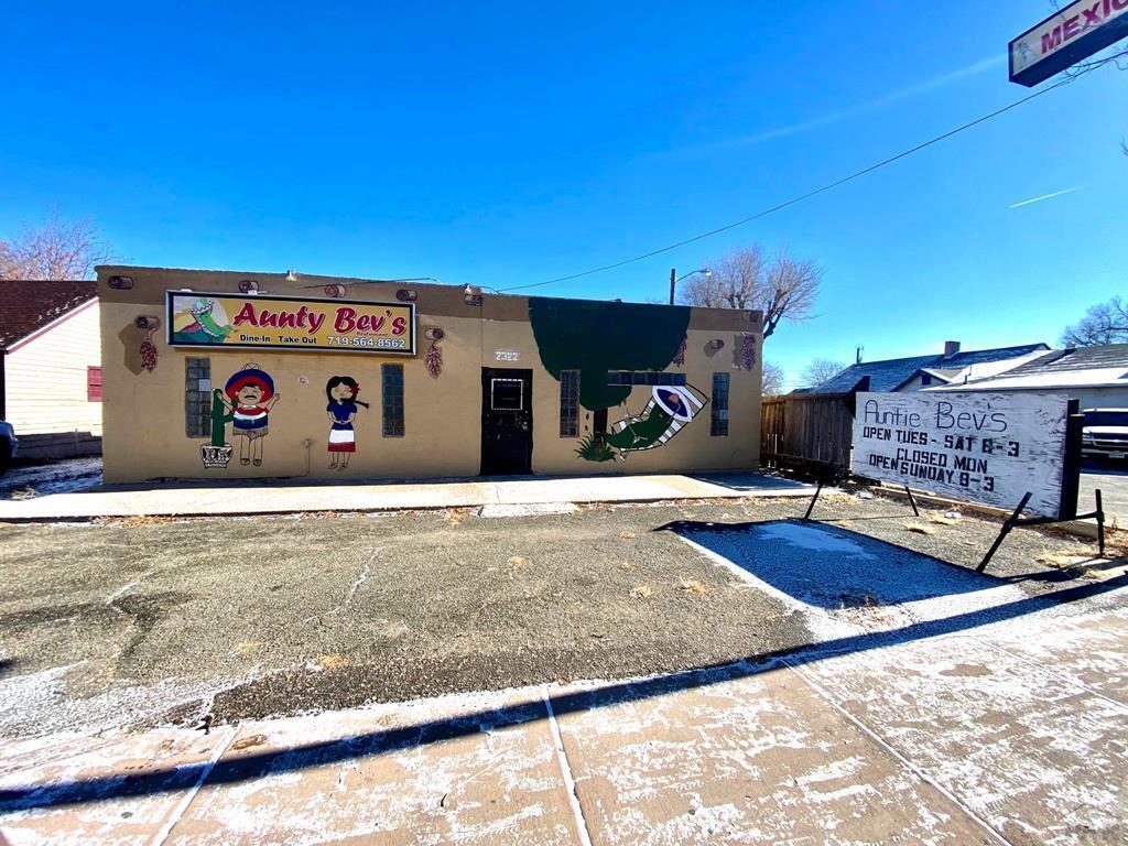 2322 Lake Ave, Pueblo, CO for Sale