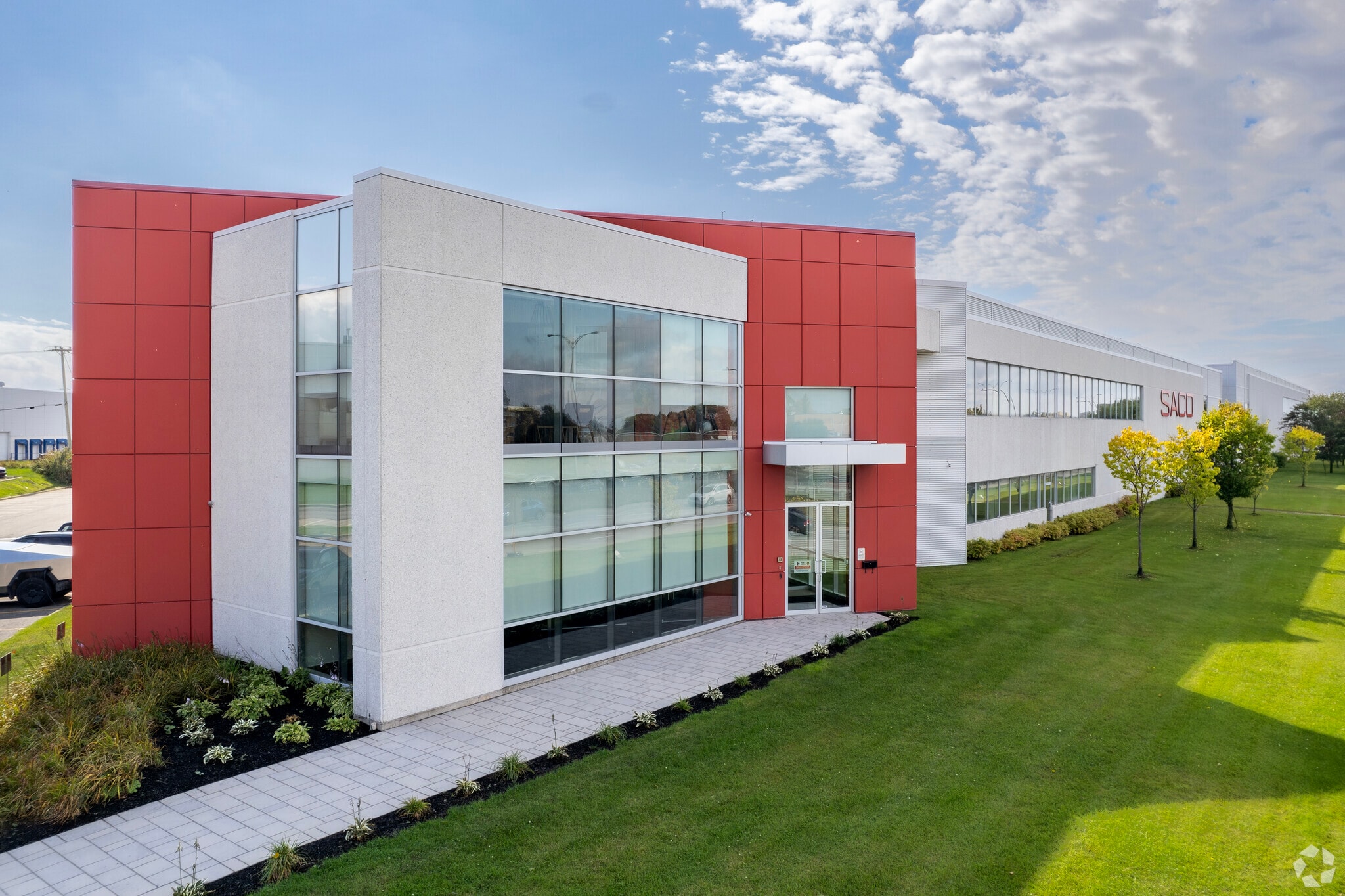 235 Rue Isabey, Montréal, QC for Rent