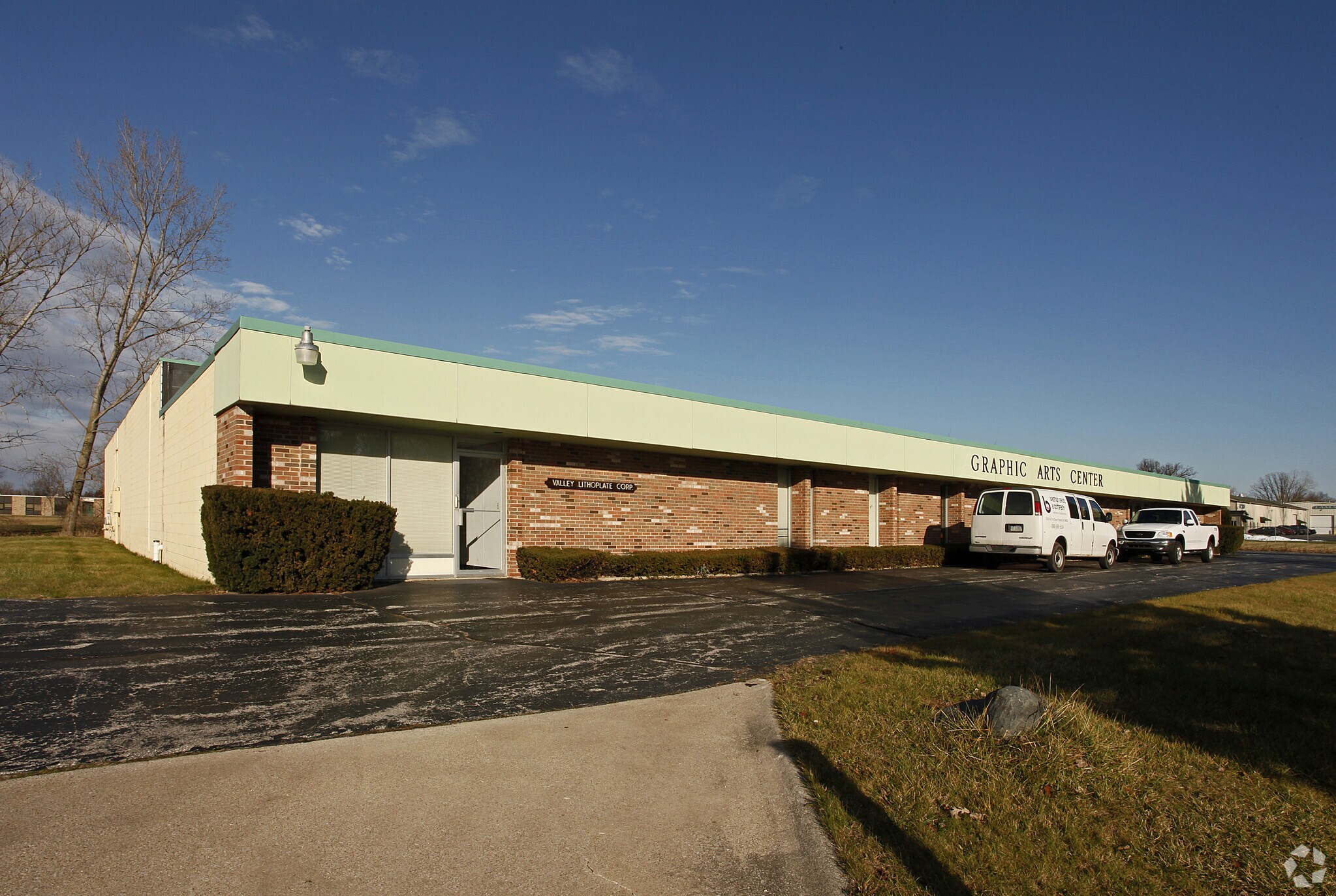 10240 Thor Dr, Freeland, MI for Sale