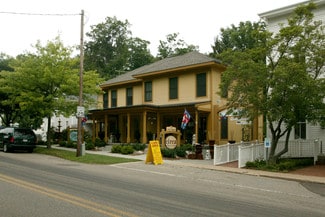 Douglas, MI Freestanding - 98 W Center St