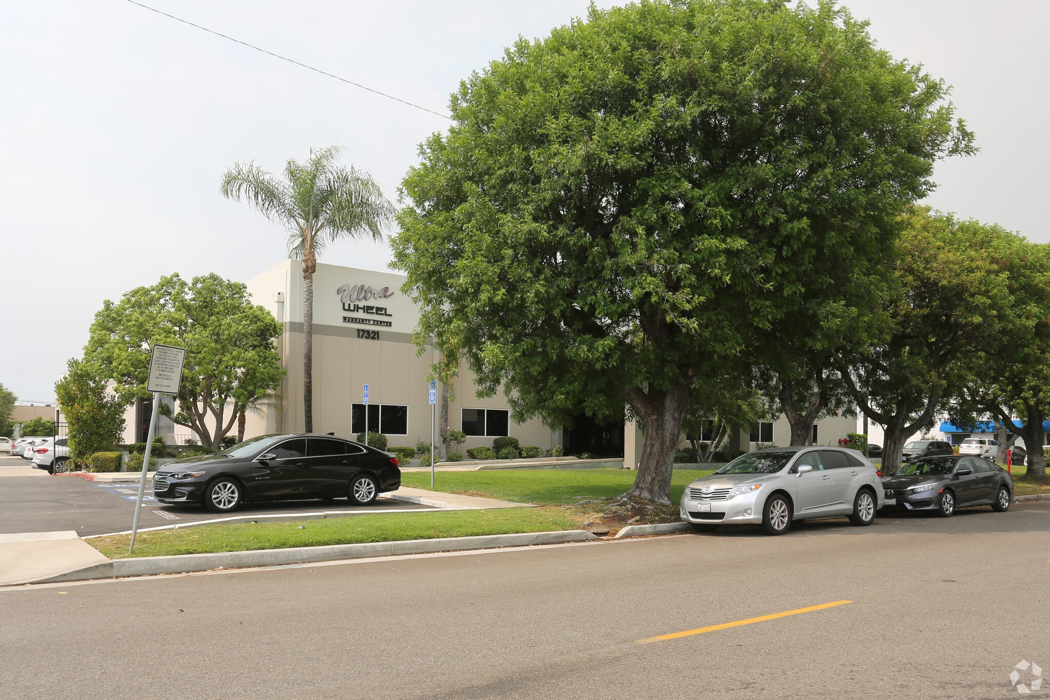 17321 Eastman St, Irvine, CA for Rent