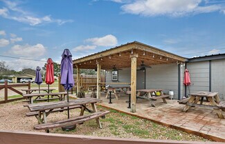 725 Dr Martin Luther King Jr Dr