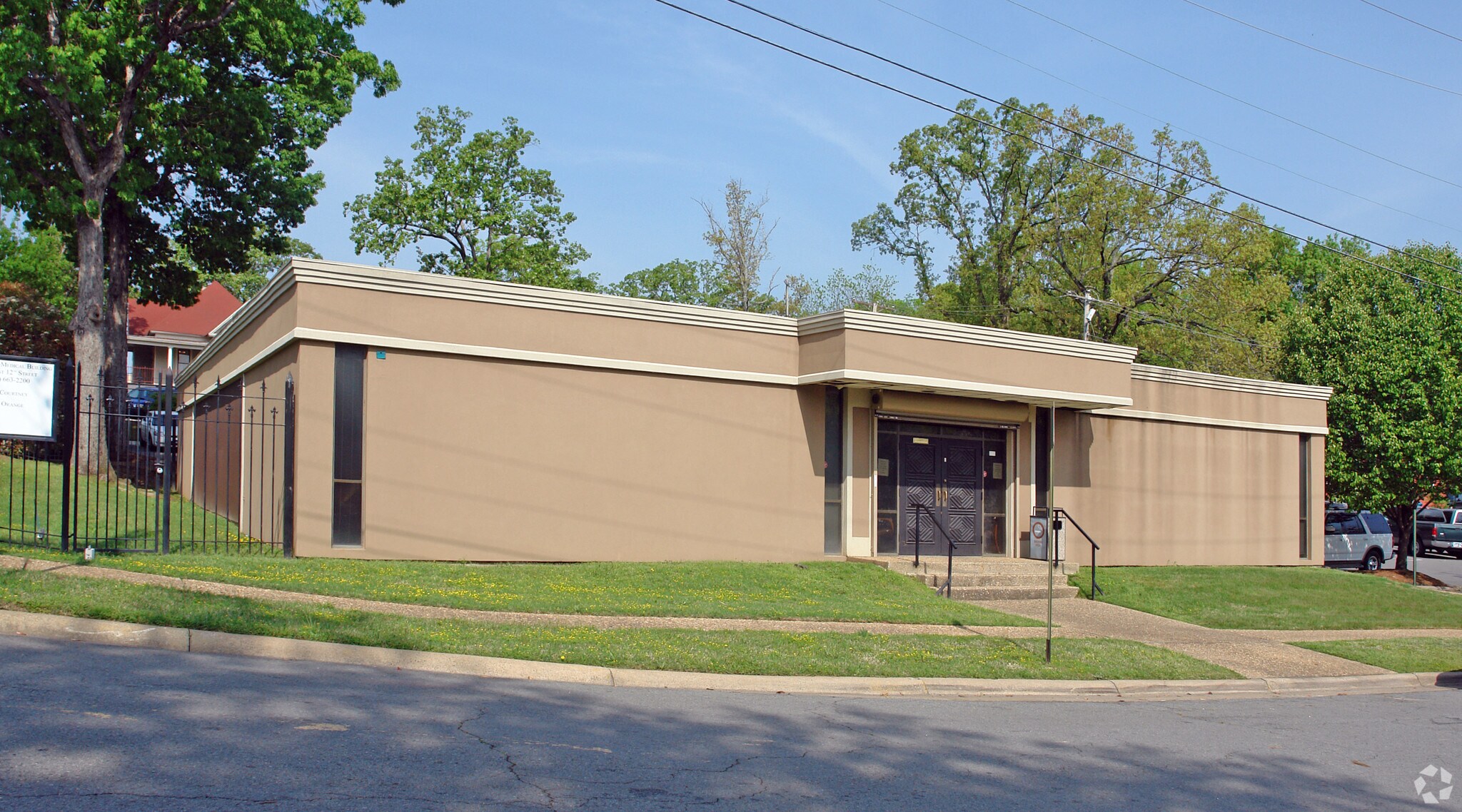 5100 W 12th St, Little Rock, AR for Sale