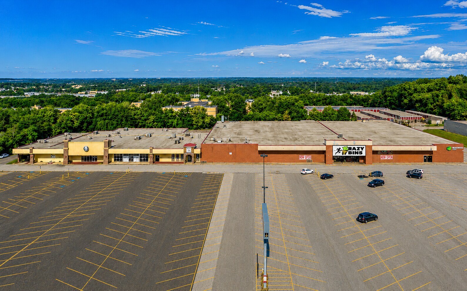 1886 Buchholzer Blvd, Akron, OH for Rent