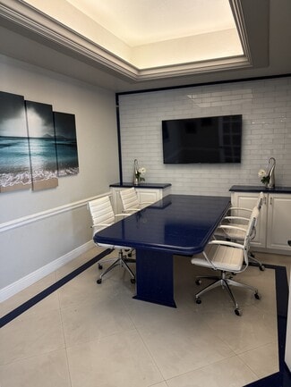 Naples, FL Office/Retail - 297-311 Airport Pulling Rd N Naples, FL Office/Retail - 297-311 Airport Pulling Rd N