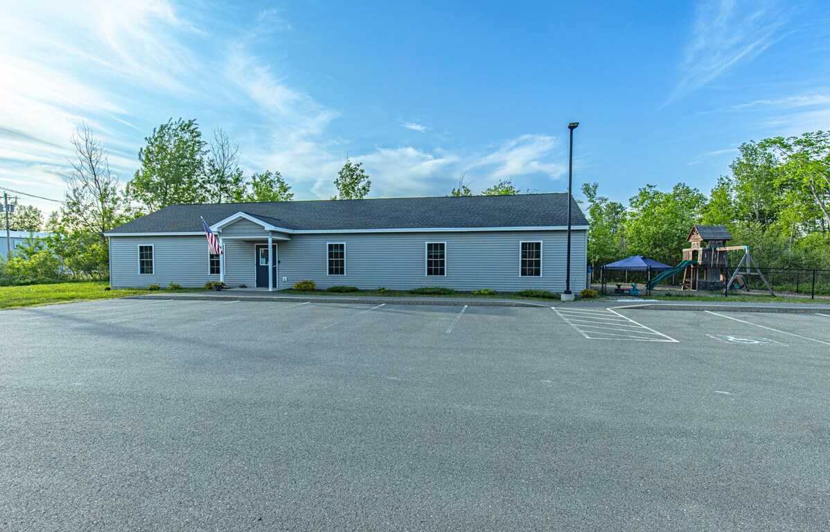 17 Liberty Dr, Hermon, ME for Rent