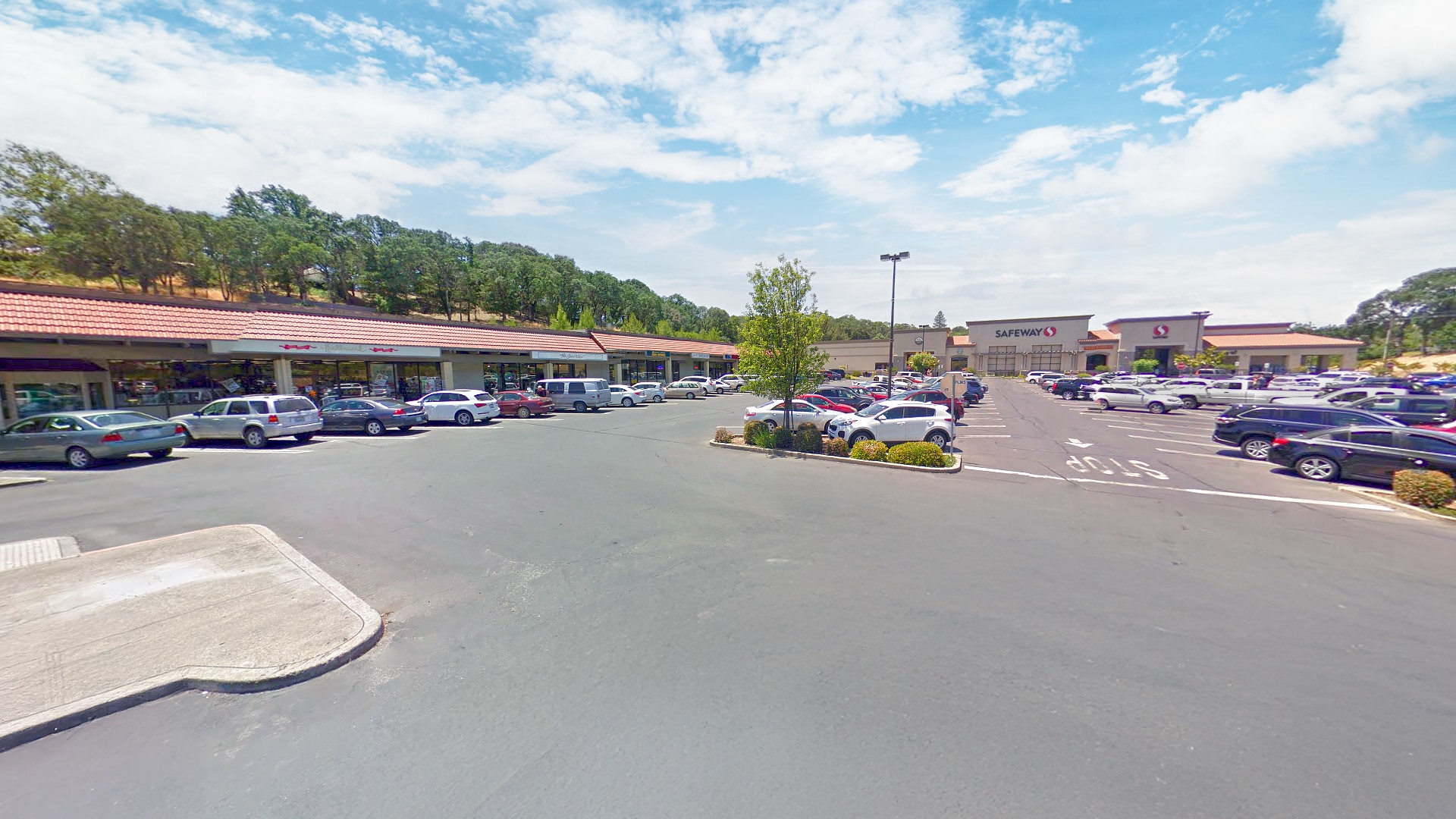 845-1071 11th St, Lakeport, CA for Rent