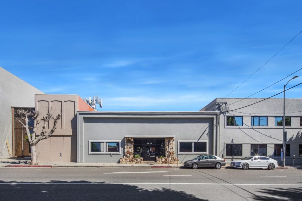 2222 S Barrington Ave, Los Angeles, CA for Rent