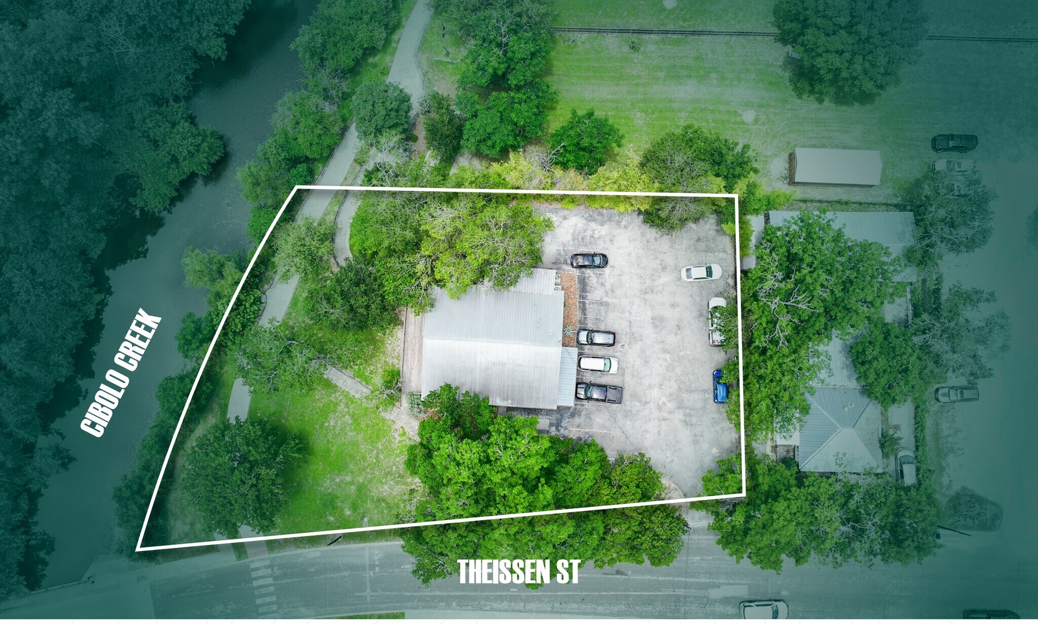 128 W Theissen St, Boerne, TX for Sale