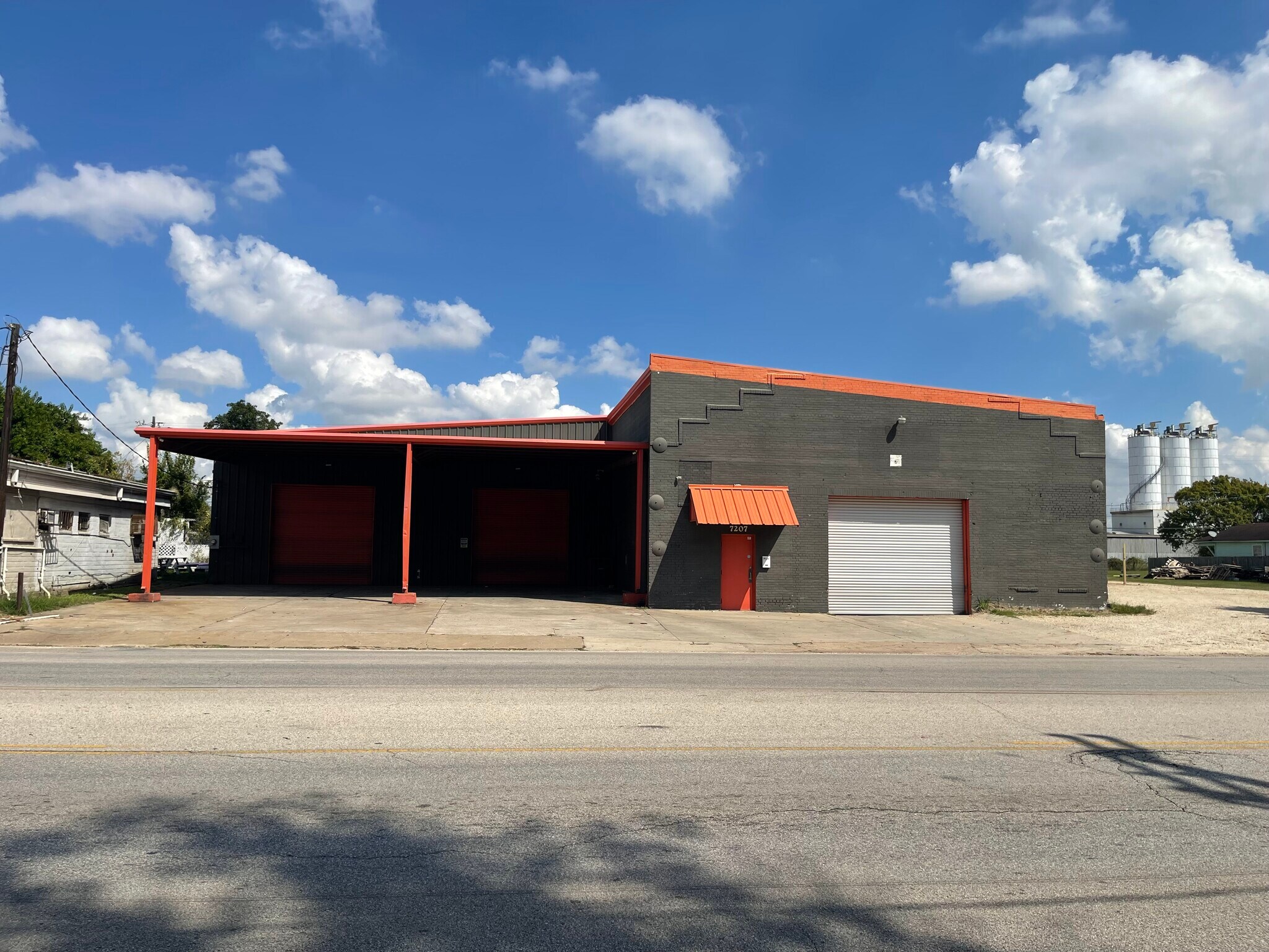 7207 Navigation Blvd, Houston, TX for Sale