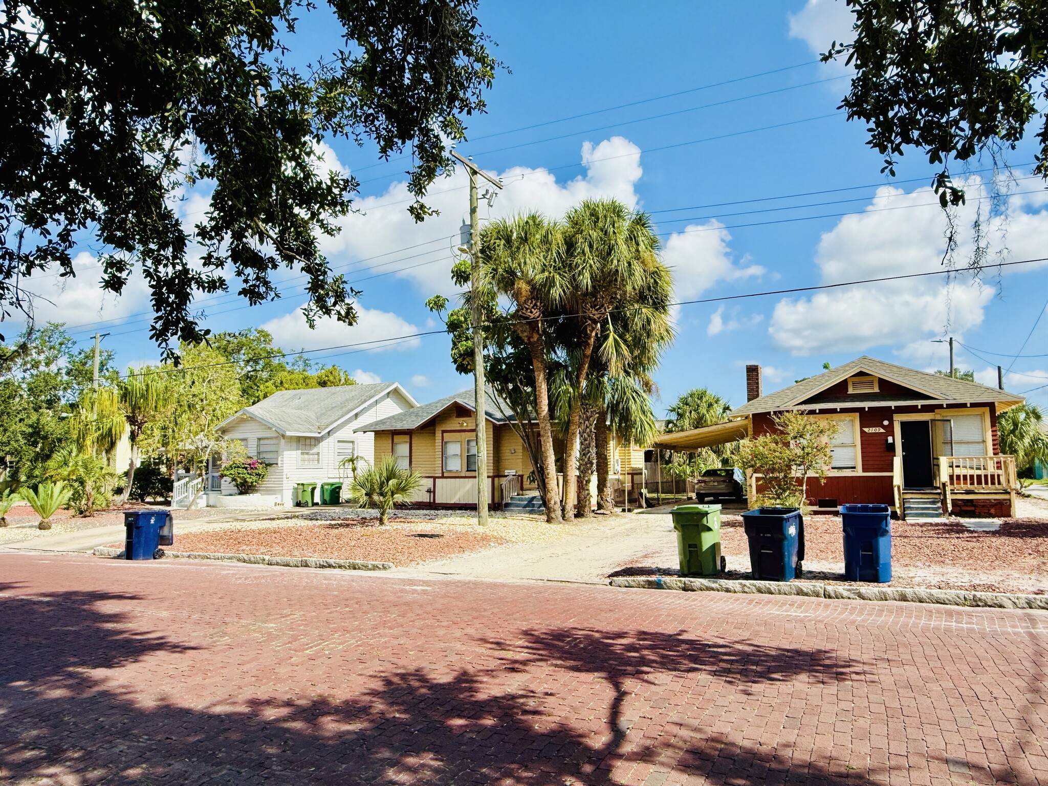 2111 W North B St, Tampa, FL for Sale