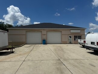Cape Coral, FL undefined - 1723 NE 10th Ter