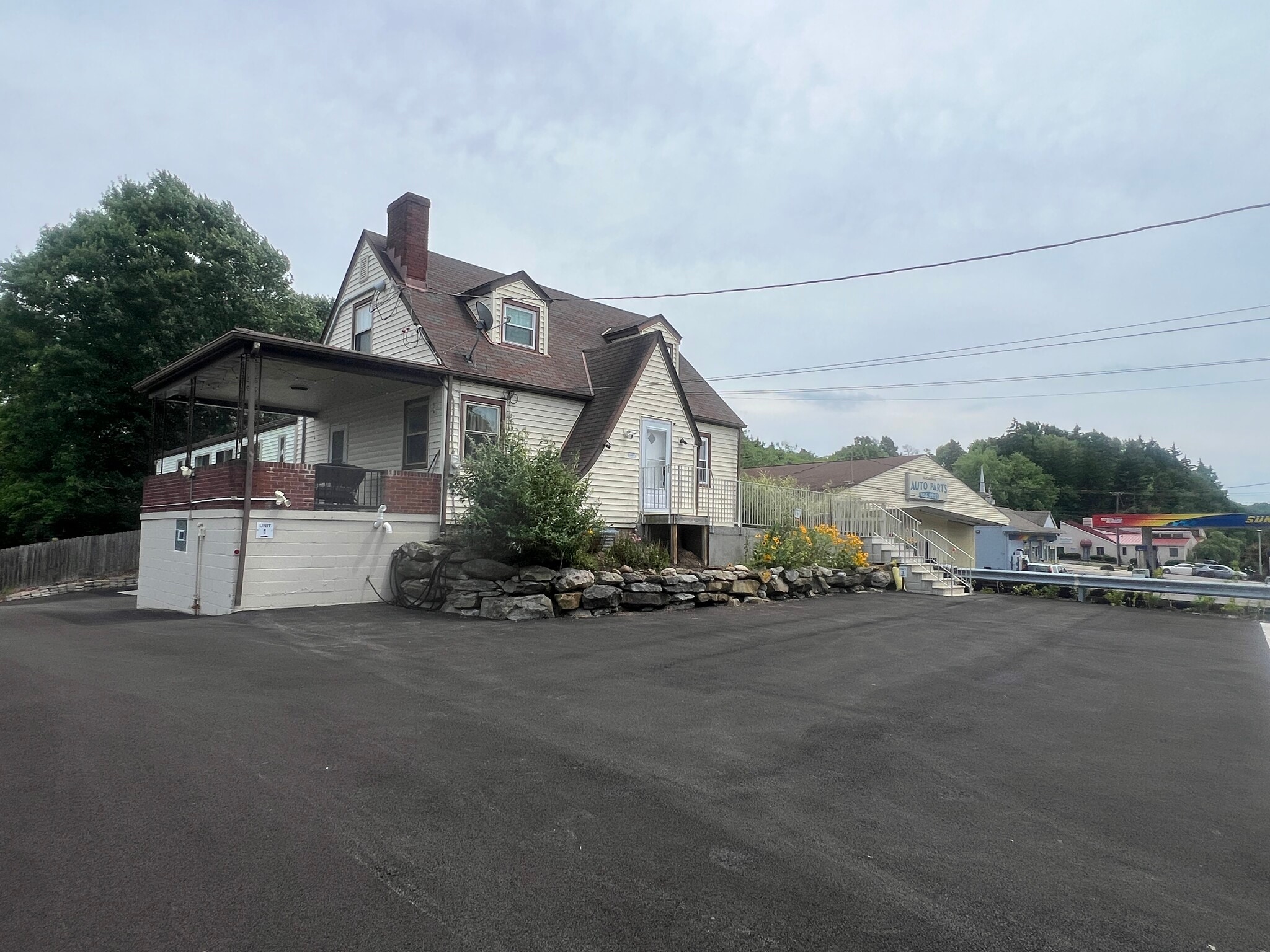 9140 Perry Hwy, Pittsburgh, PA for Sale