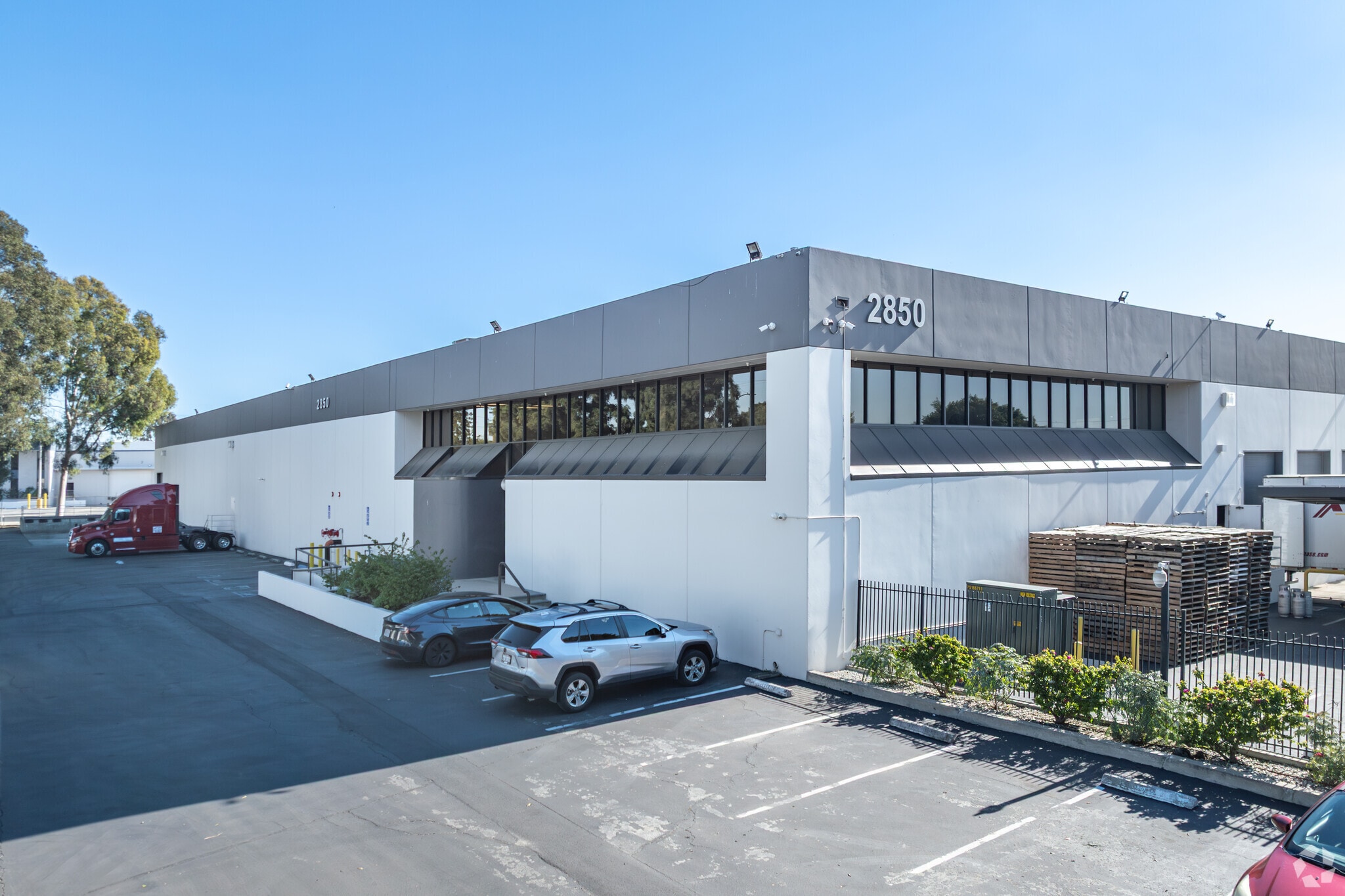 2850 E El Presidio St, Long Beach, CA for Rent