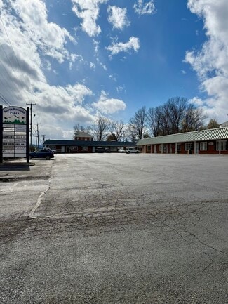 Roanoke, VA Office/Retail - 3100-3120 Peters Creek Rd