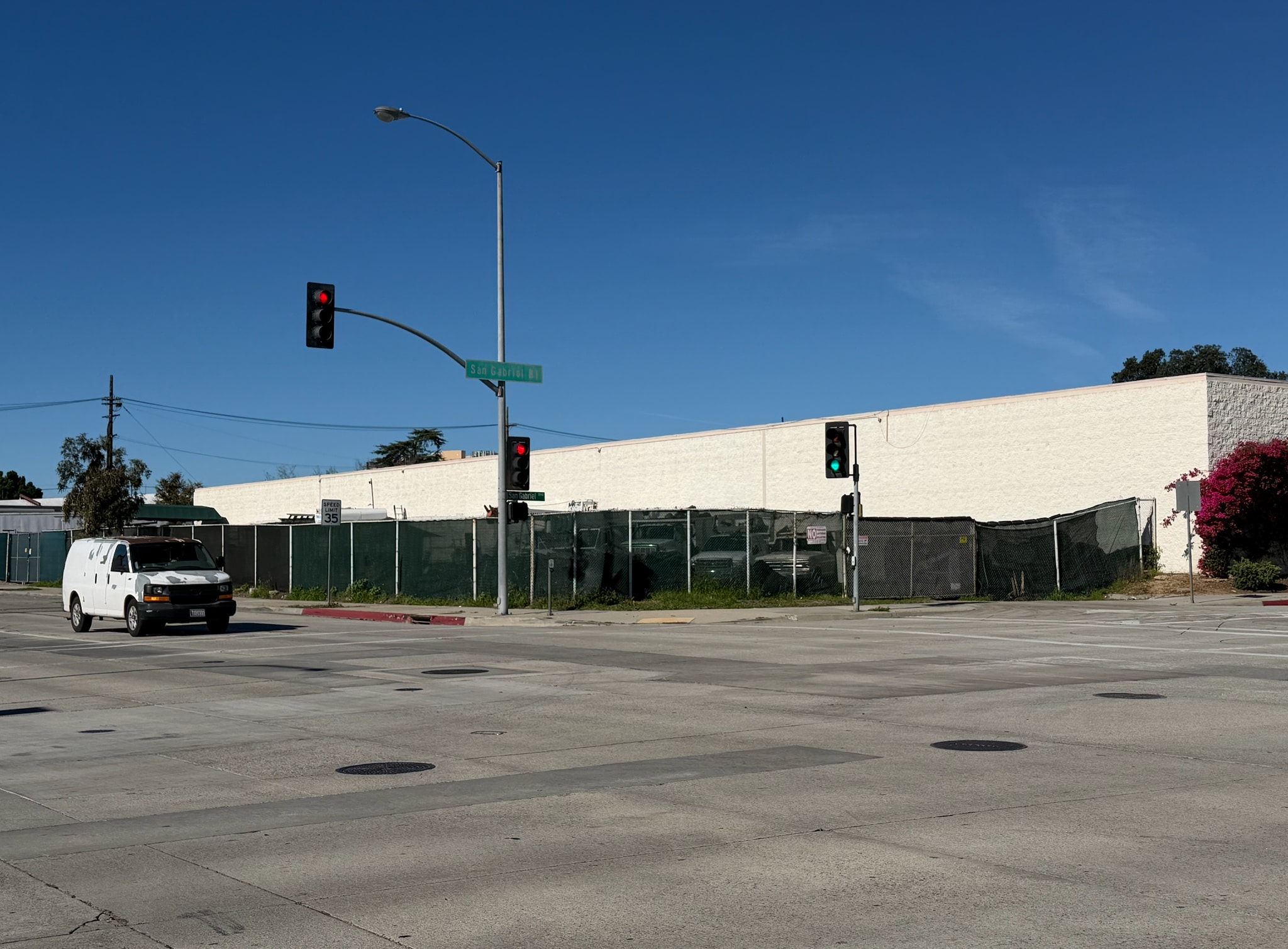 Prime Pasadena Commercial Land | ±24,390 SF | Corner Location, Pasadena, CA for Rent