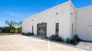 Dallas, TX Showroom - 2833 Irving Blvd Dallas, TX Showroom - 2833 Irving Blvd