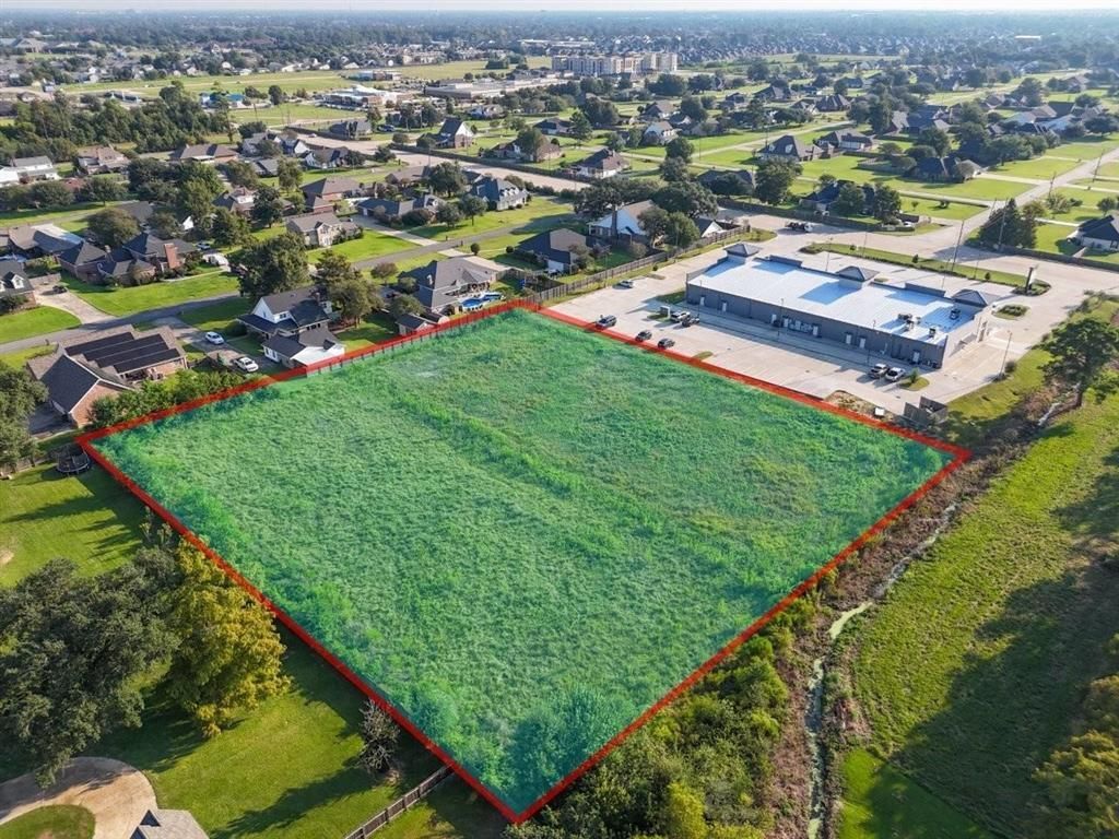 5400 Nelson Rd, Lake Charles, LA for Sale