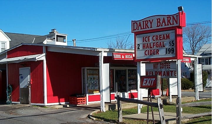 560 Atlantic Ave, East Rockaway, NY for Sale