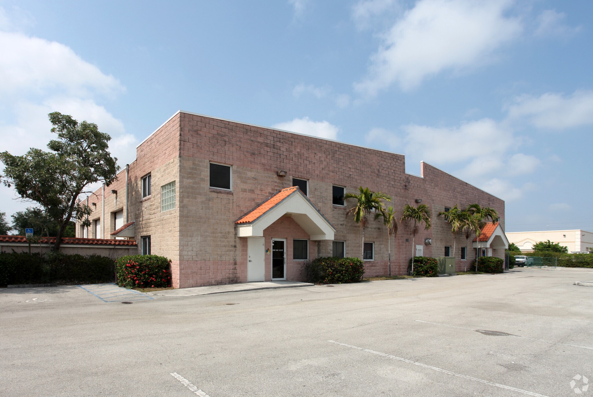 2201-2221 NW 22nd St, Pompano Beach, FL for Rent
