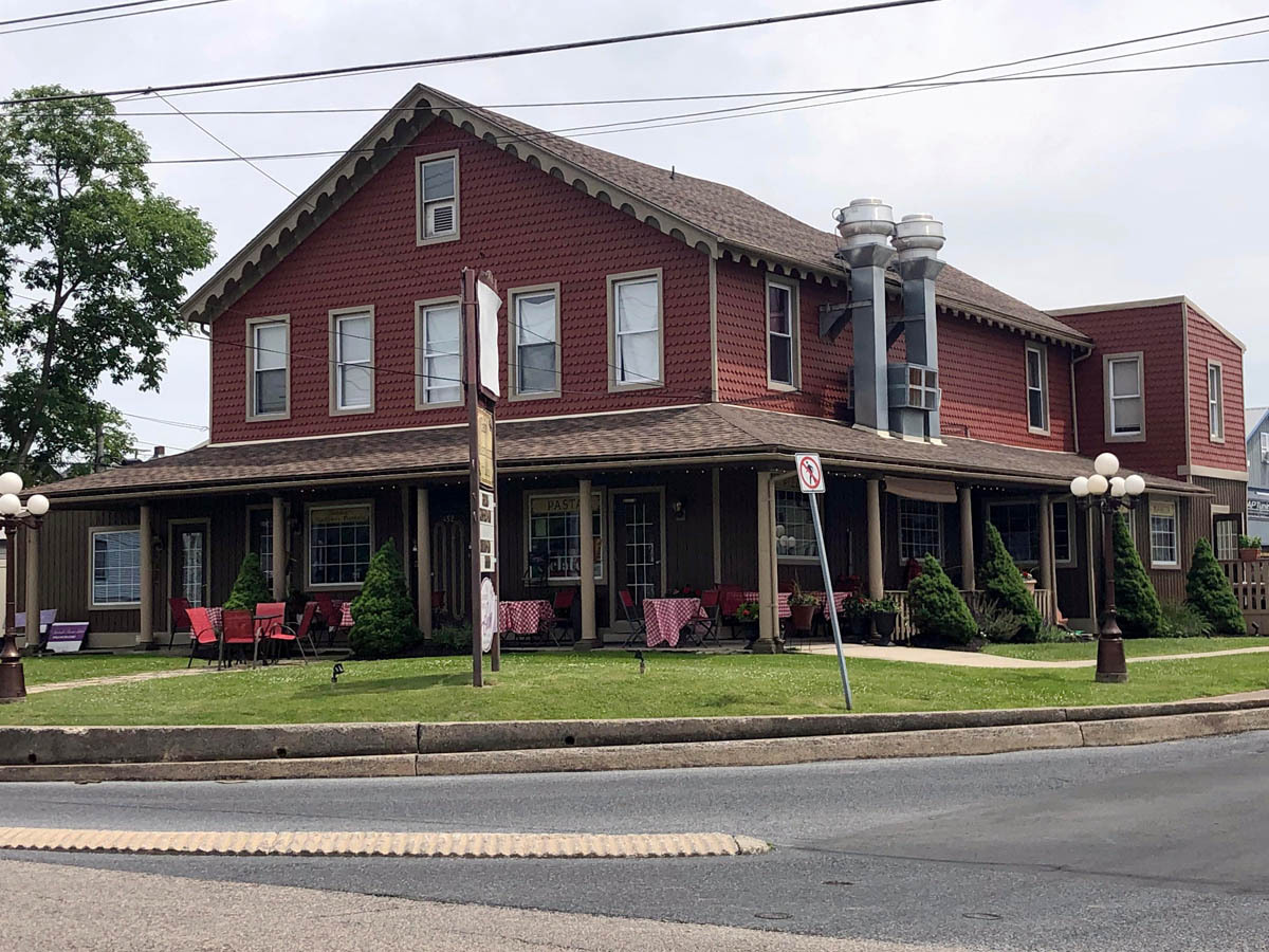 452 E Cumberland St, Lebanon, PA for Rent