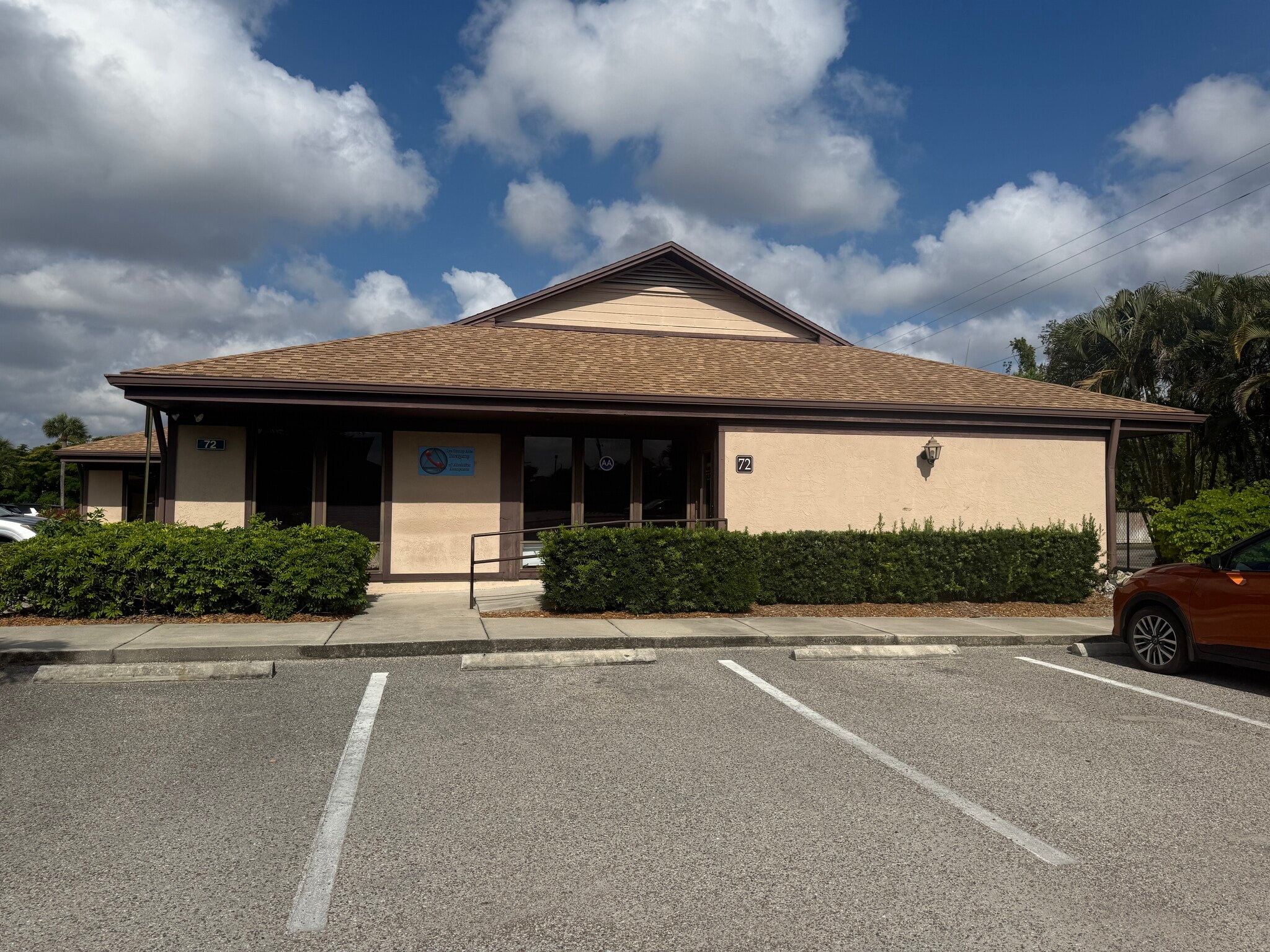 12734 Kenwood Ln, Fort Myers, FL for Rent