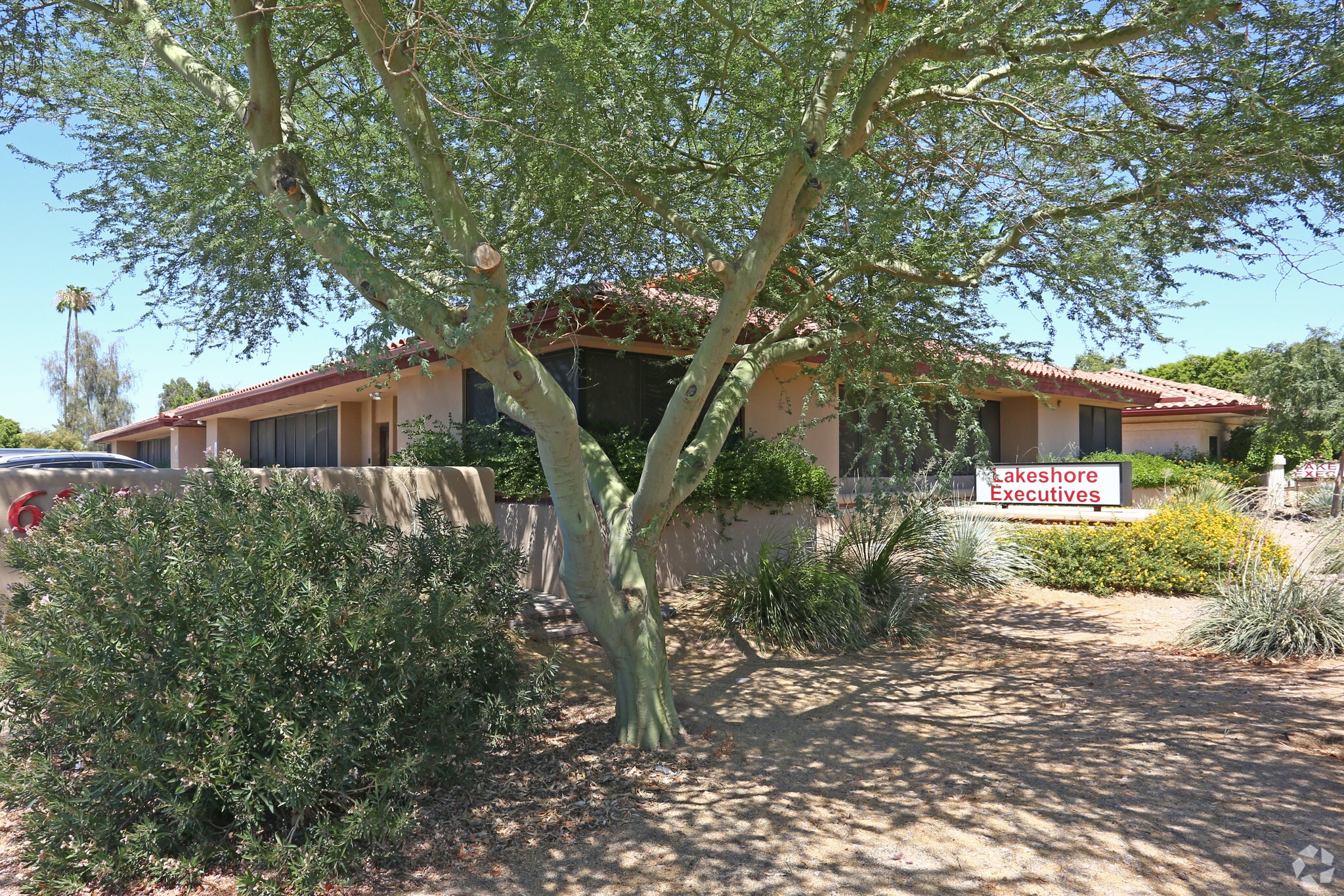 4625 S Lakeshore Dr, Tempe, AZ for Rent
