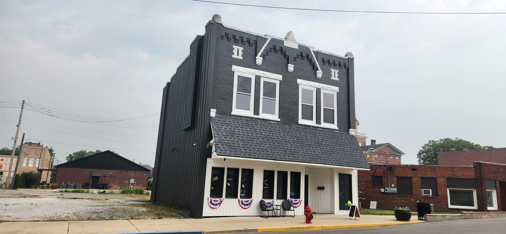 1530 S A St, Elwood, IN for Sale
