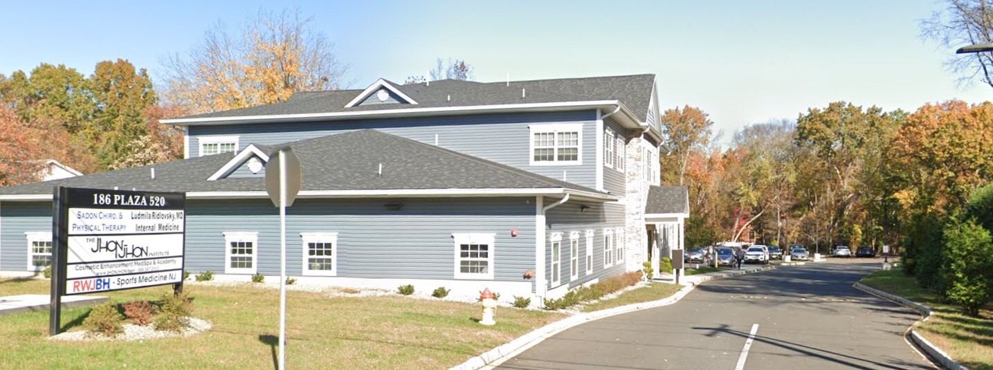 186 County Road 520 W, Marlboro, NJ for Rent