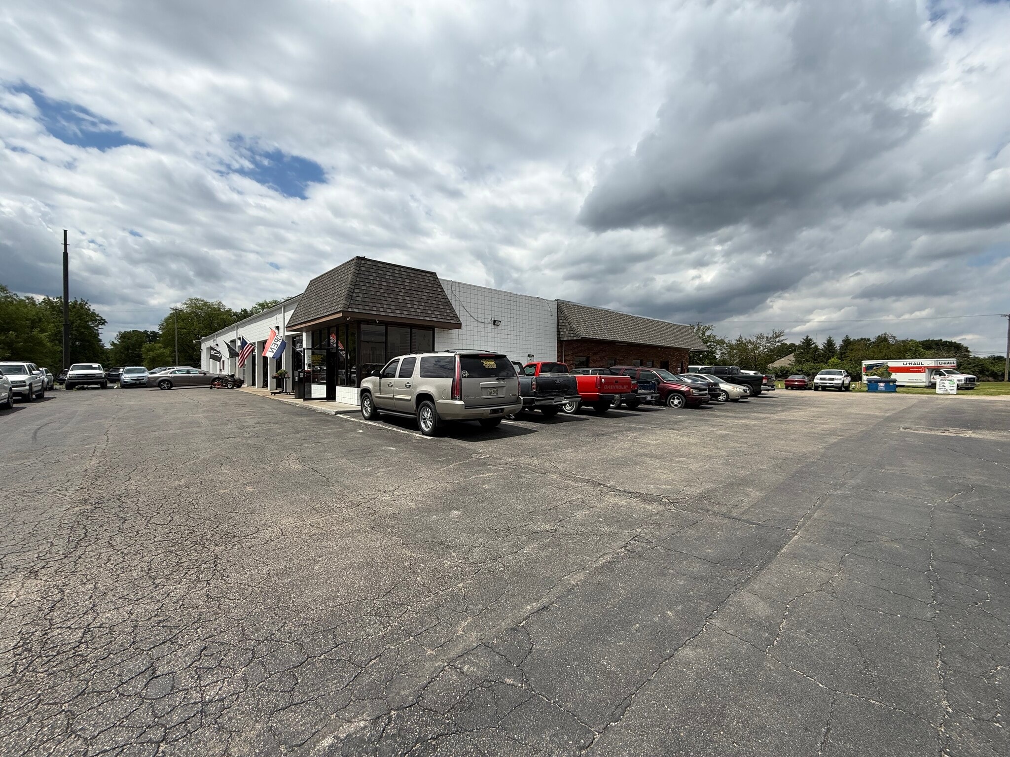 4794 S Dixie Dr, Dayton, OH for Rent