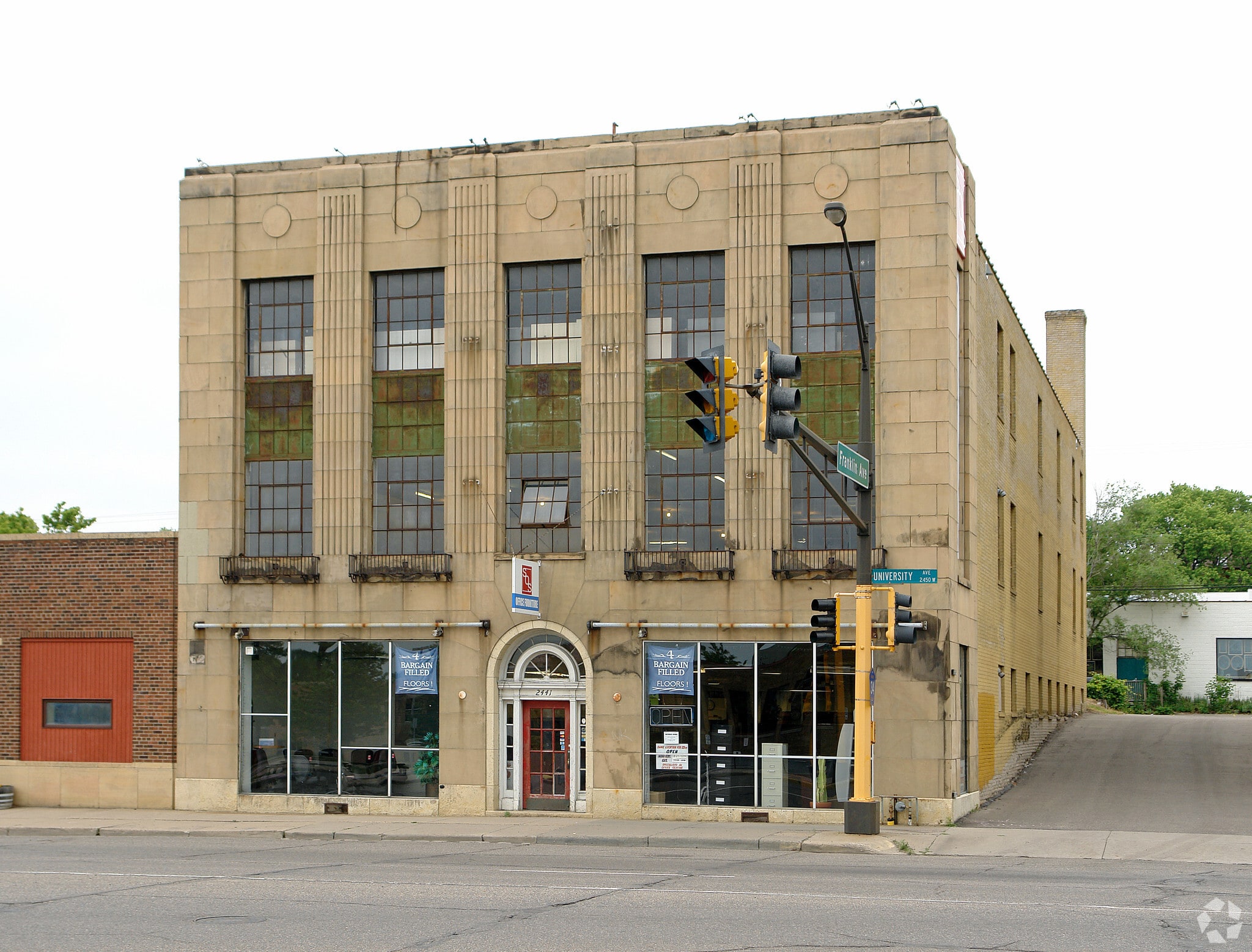 2441 W University Ave, Saint Paul, MN for Rent