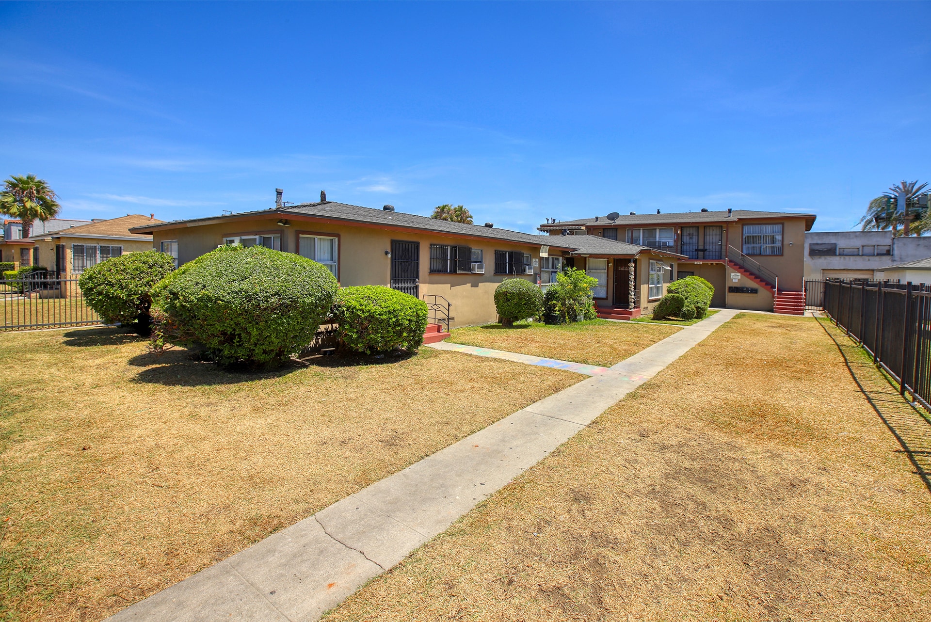 436 W Magnolia St, Compton, CA for Sale