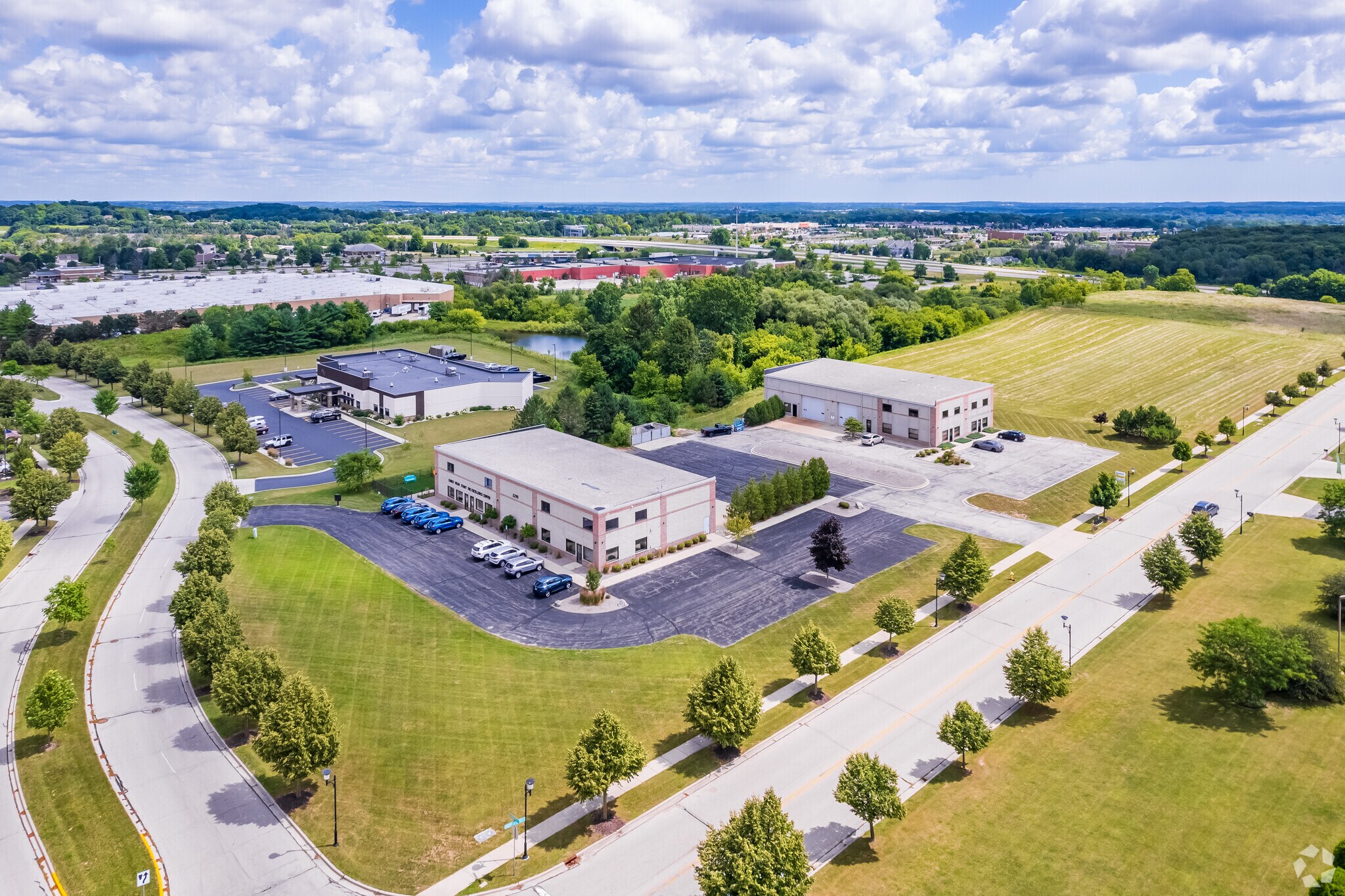 1530 Corporate Center Dr, West Bend, WI for Rent