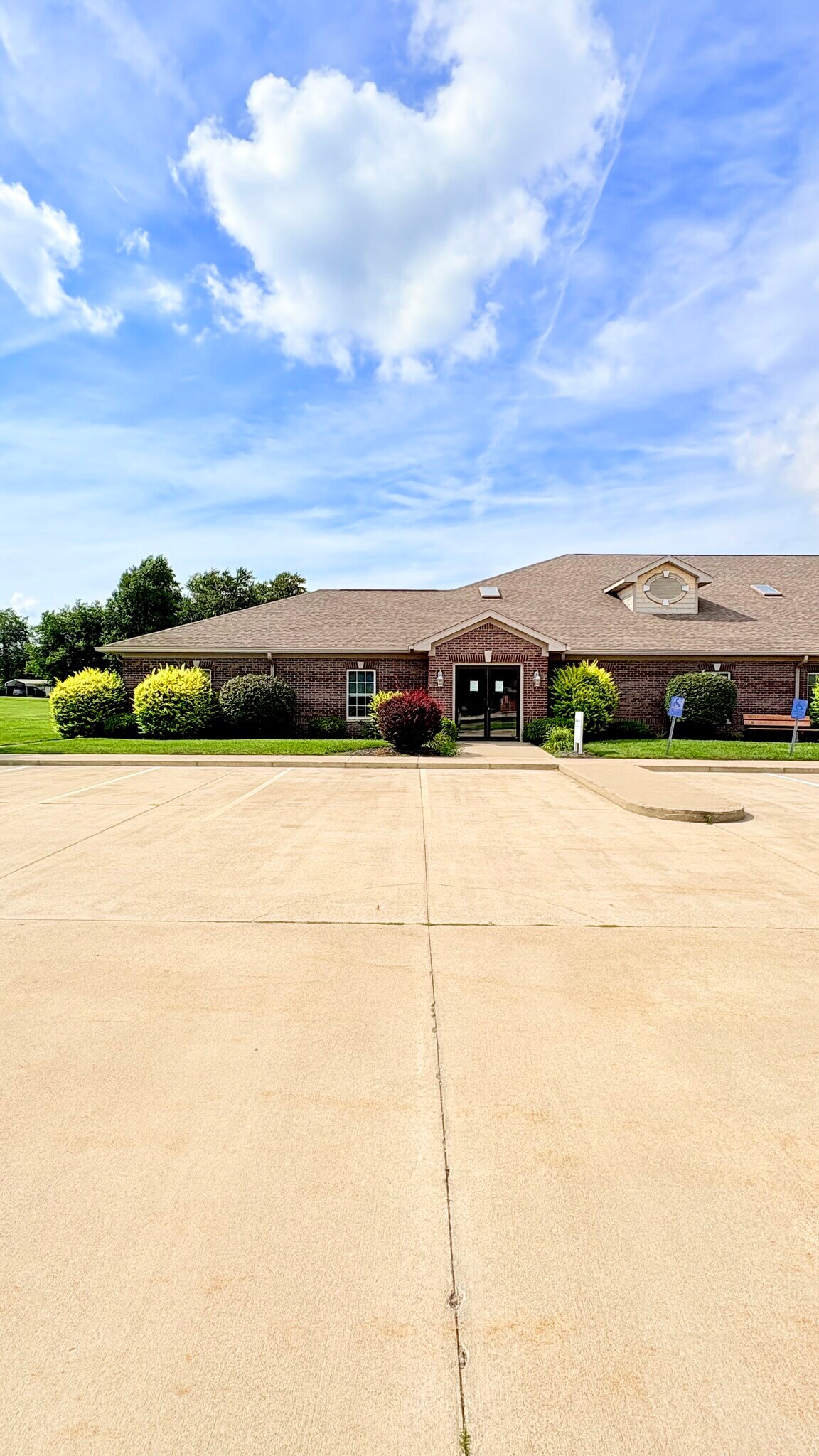 1007 Mill Pond Ln, Greencastle, IN for Rent