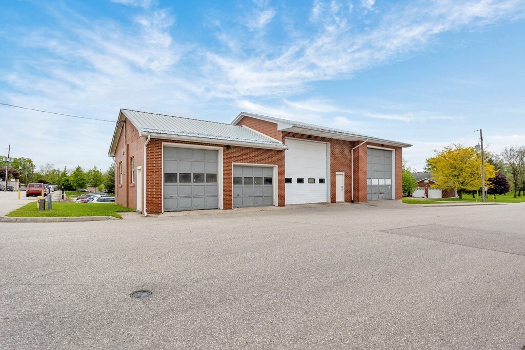 11 Front St, Norwich, ON for Rent