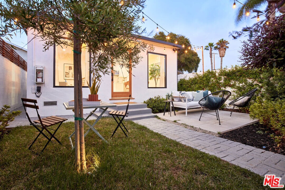 2818 Abbot Kinney Blvd Venice, CA 90291 MultiFamily Property for